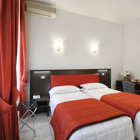Hotel Al Corso Legnano Oda fotoğraf
