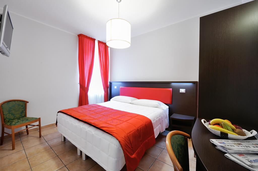 Hotel Al Corso Legnano Oda fotoğraf