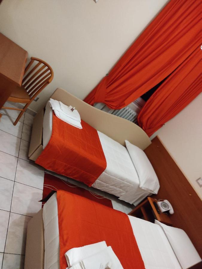 Hotel Al Corso Legnano Dış mekan fotoğraf