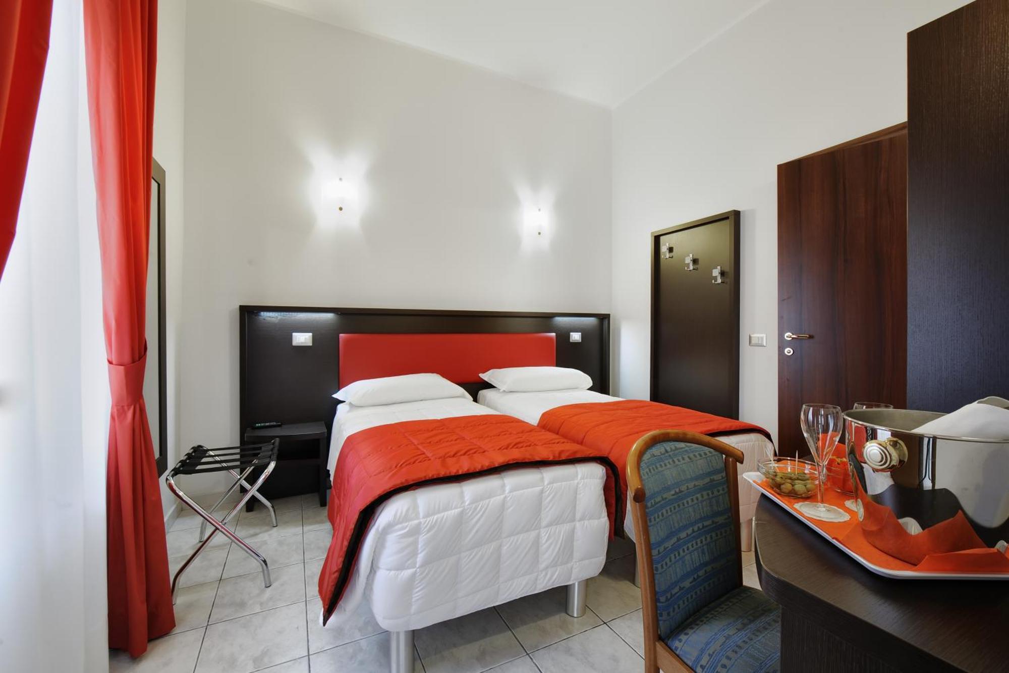 Hotel Al Corso Legnano Oda fotoğraf