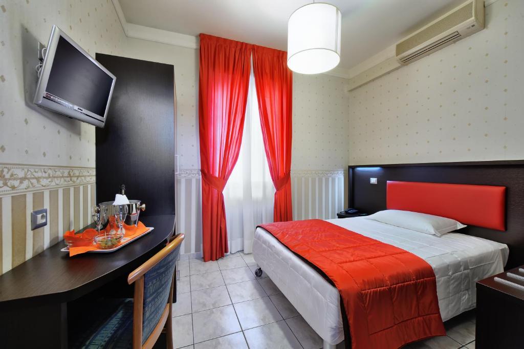 Hotel Al Corso Legnano Dış mekan fotoğraf