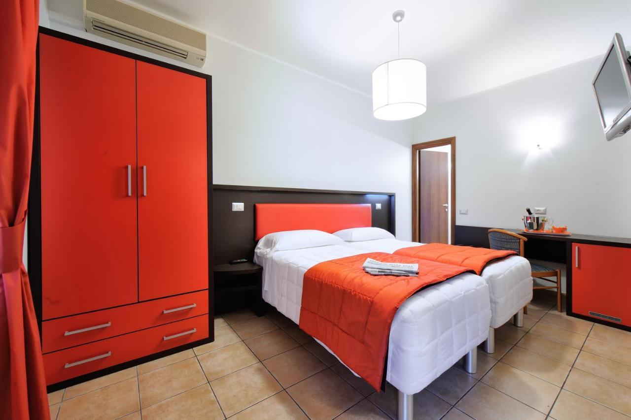 Hotel Al Corso Legnano Oda fotoğraf